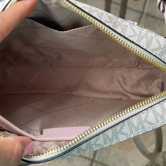 Michael Kors PVC Leather Crossbody Bag Handbag Messenger Shoulder Purse - Picture 10 of 11